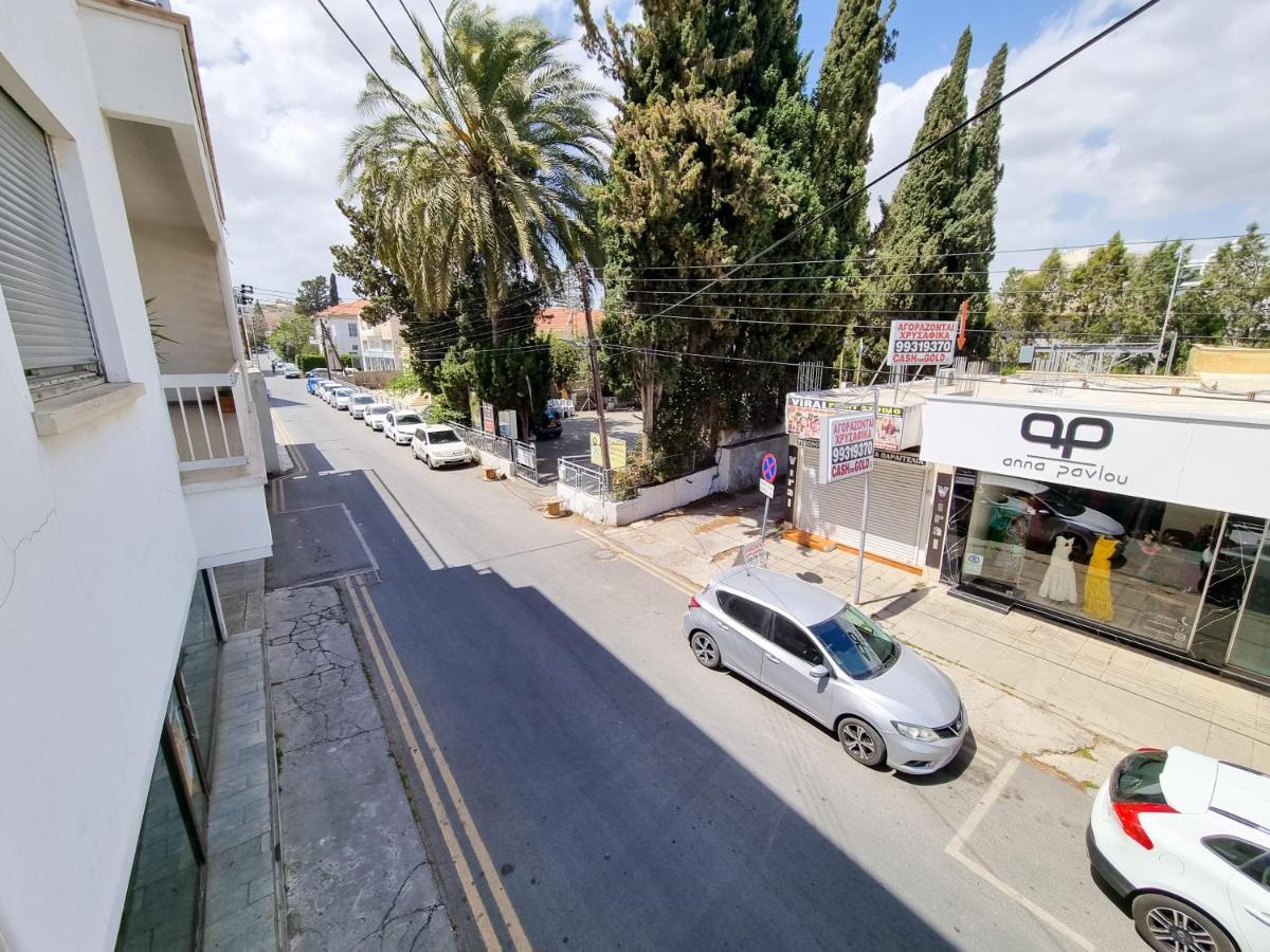 Cheer Up City Apartment, Near To The Finikoudes Beach Larnaca Exteriör bild